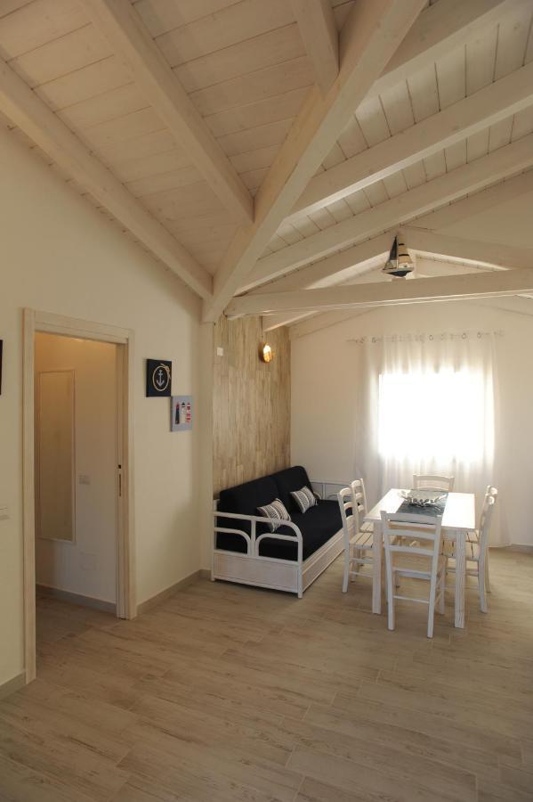 Residence Sardegnasummer Li Mori Budoni Buitenkant foto