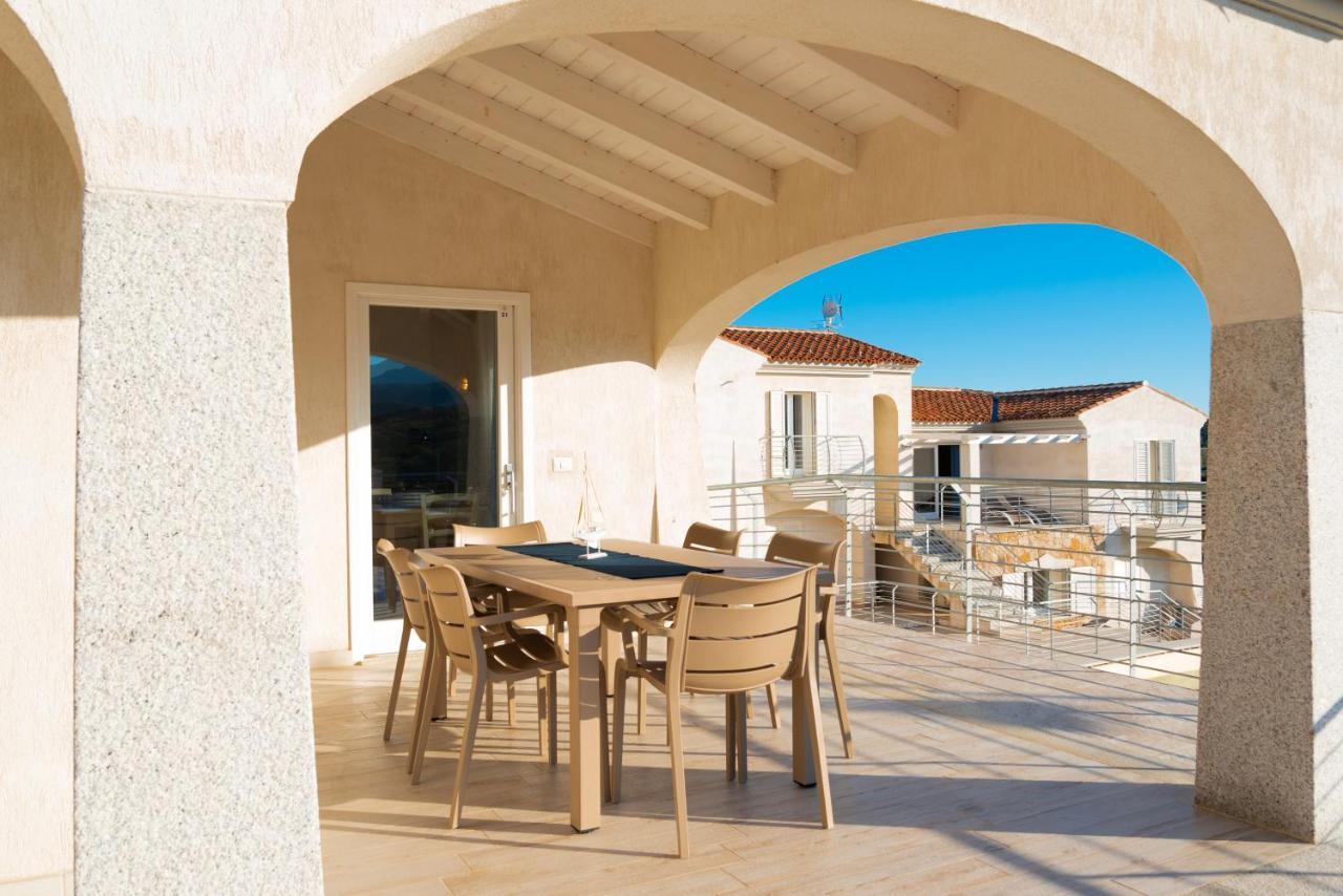 Residence Sardegnasummer Li Mori Budoni Buitenkant foto