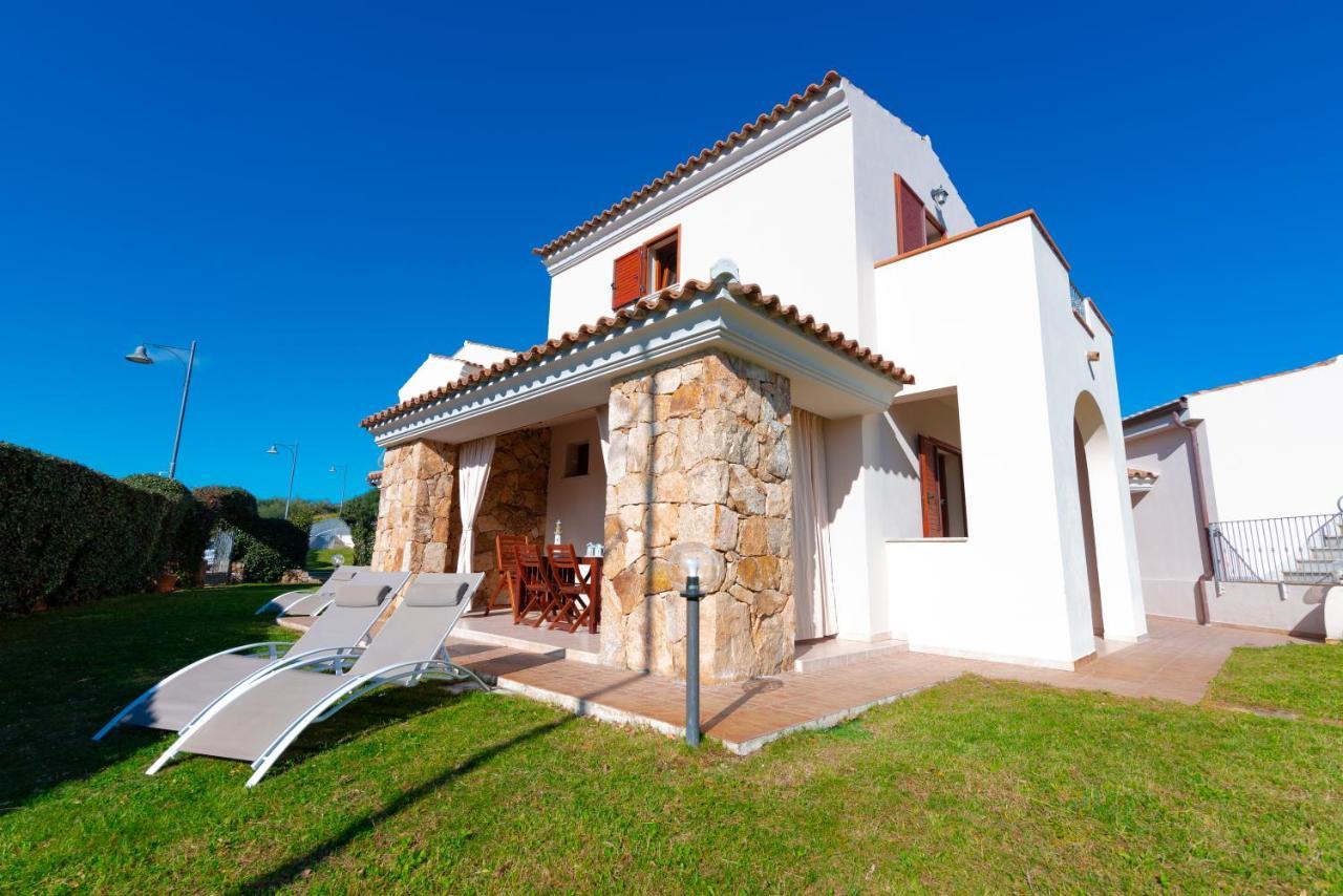 Residence Sardegnasummer Li Mori Budoni Buitenkant foto